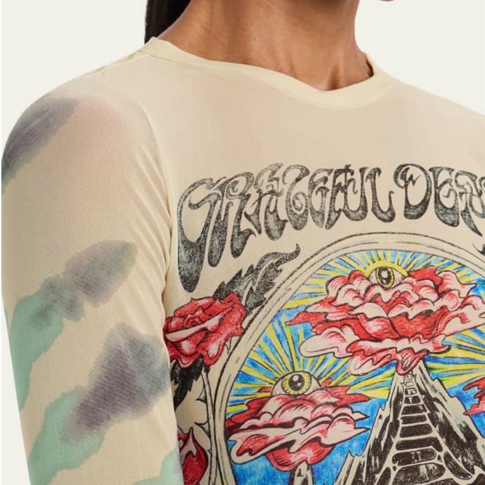 Alice + Olivia Cream Graphic Print Blouse